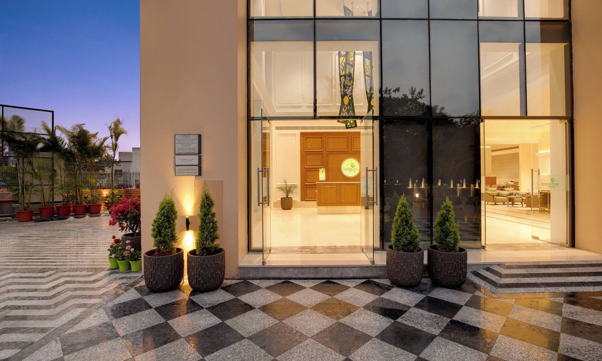 Bhubaneshwar Hotel | Lemon Tree Hotel Bhubaneswar