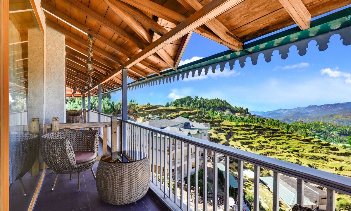 Kaul Hotel | Lemon Tree Hotel Mukteshwar