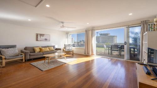 Yamba House | Lighthouse Unit 2