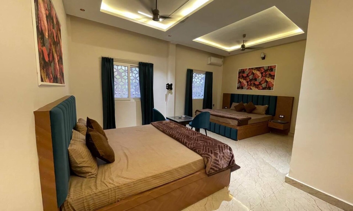 Lal Tappar Hotel | LIMELIGHT Hotel & Restaurant