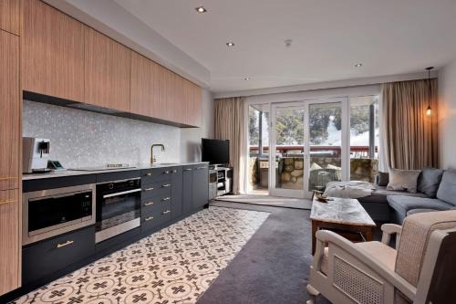 Thredbo Apartment | Little Drift Ski Studio - Squatters 3