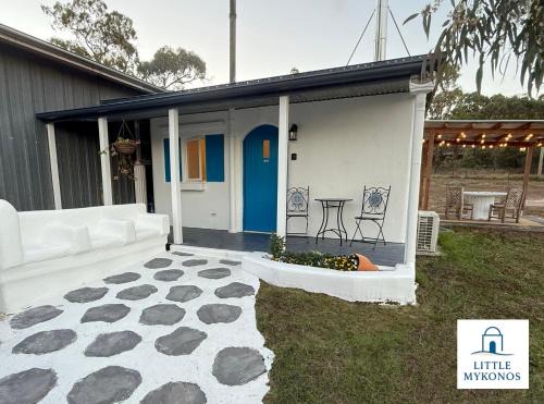 Stanthorpe Villa | Little Mykonos right here in Stanthorpe!