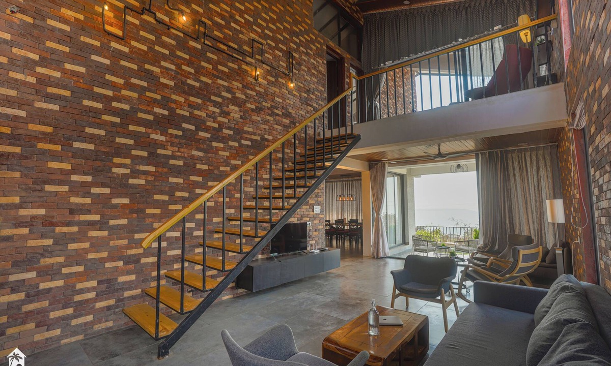 Kolthare Hotel | Loft by Soumil's Stays