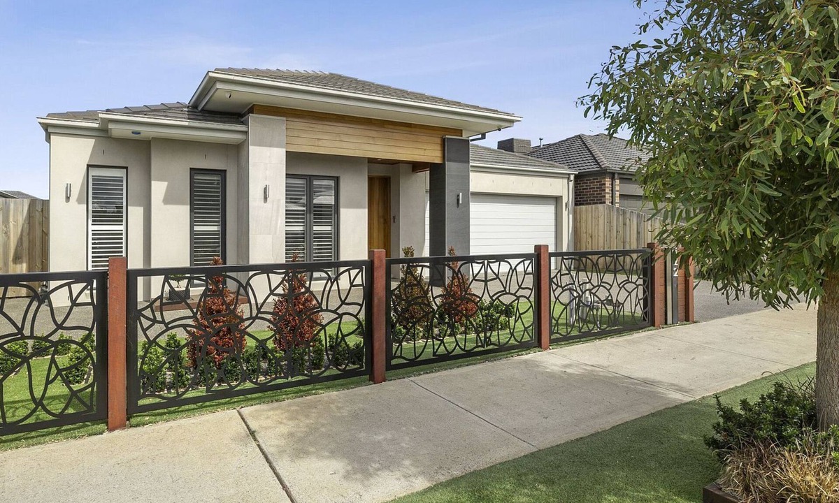 Torquay House | Lowtide Five Bedroom 22