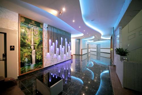 Sulthan Bathery Hotel | Lumarise Residency