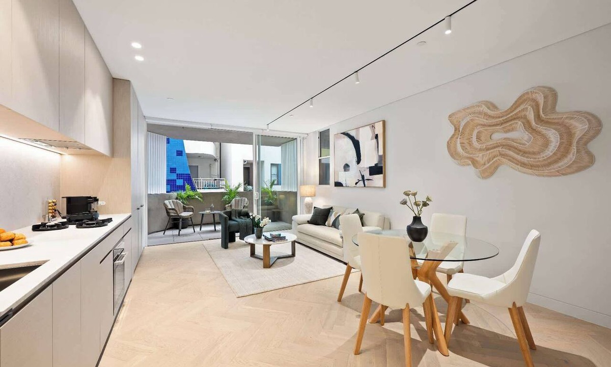 Bondi Beach Apartment | Luxe Beachside Living in the Heart of Bondi