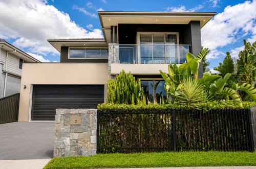 Marsden Park Villa | Luxury 4BR Retreat with Pool & Private Spa Bath