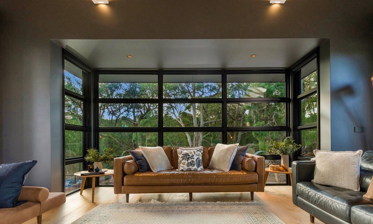 Shoreham House | Luxury Shoreham Property Coastal/Rural Views & Pool, Close to Wineries & Beach