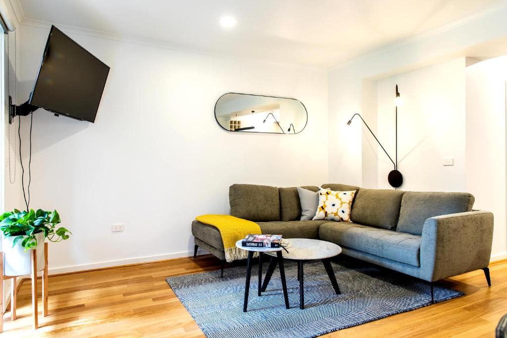 Fitzroy Apartment | Luxury spacious 2 Bedroom Fitzroy Apartment
