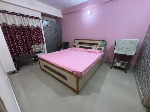 Varanasi Apartment | ma pitambara