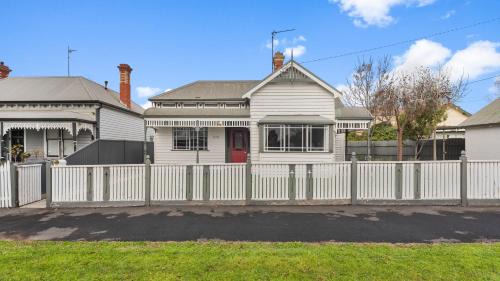 Ballarat House | MacArthur House