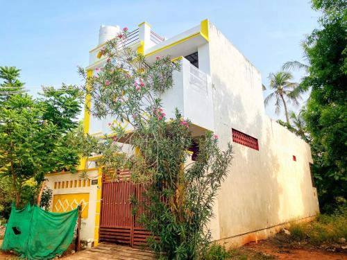 Kottakuppam Villa | Maison Douce home stay 3BHK Serenity