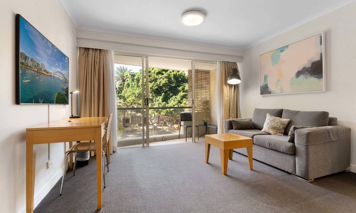 Manly Apartment | Marvelous Manly with Gym and Sauna