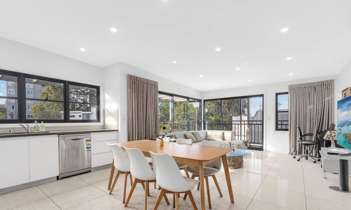 Bondi Junction Apartment | MetaWiseBnB Bondi Junction Penthouse Style