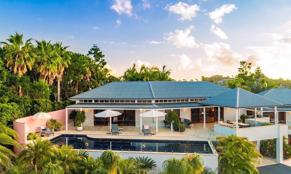 Coopers Shoot House | Milla's on Coopers - Amazing Views