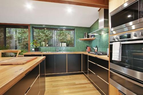 Beechworth House | Millie & Pips Beechworth Bungalow