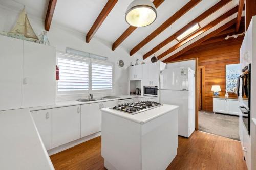 Mollymook House | Mollymook Fantastic Holiday House