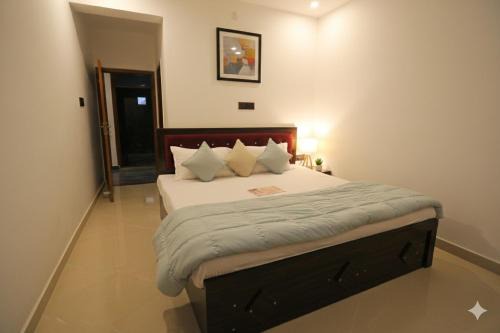 Faizabad House | Monishka PALACE