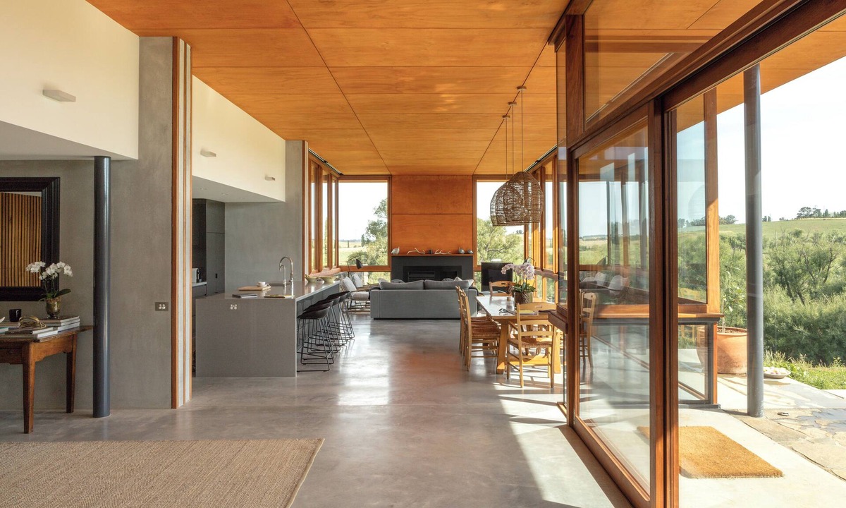Marchmont House | Moss River House