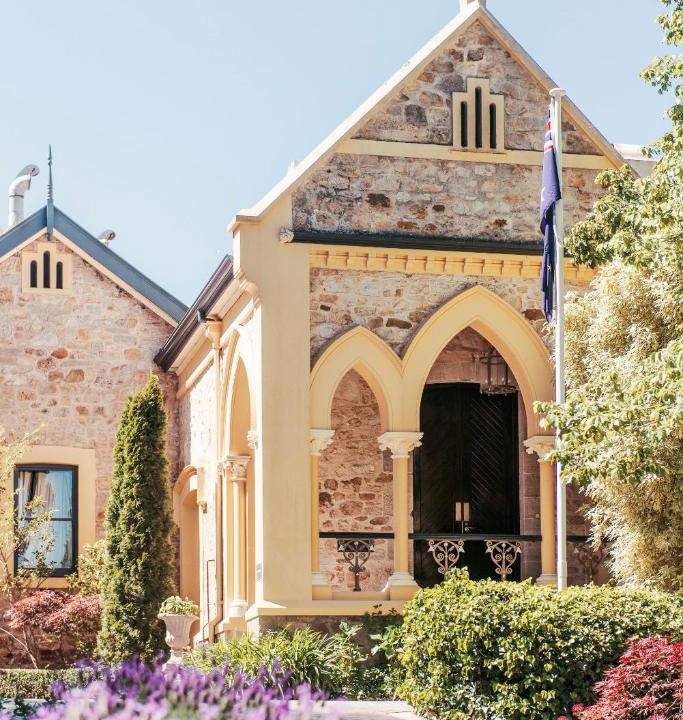 Crafers Hotel | Mount Lofty House & Estate Adelaide Hills - Adults Retreat