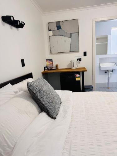 Talunga Hotel | Mount Pleasant Hotel
