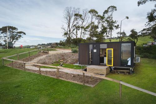 Yarragon South House | Mountain Views X by Tiny Away