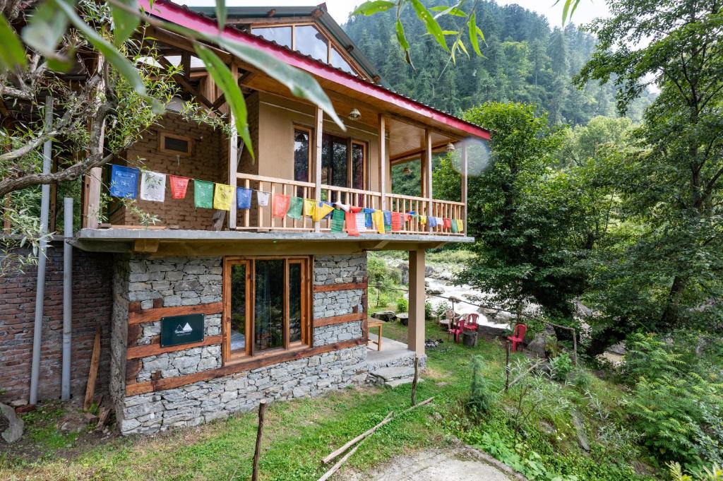 Banjar Cabin | Mountiver
