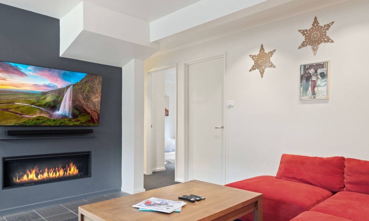 Thredbo Apartment | Mowamba E5 - Central Village