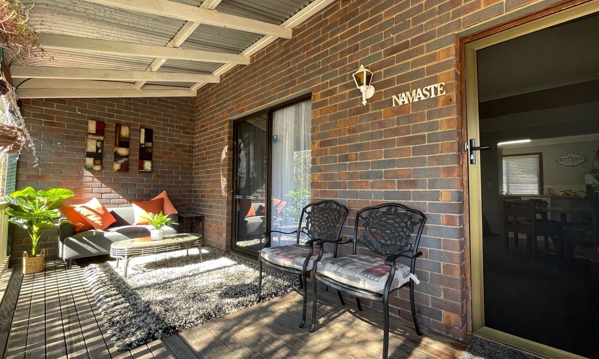 Caboolture House | "namaste" is a Charming, Comfortable 2 Bedroom Holiday Home