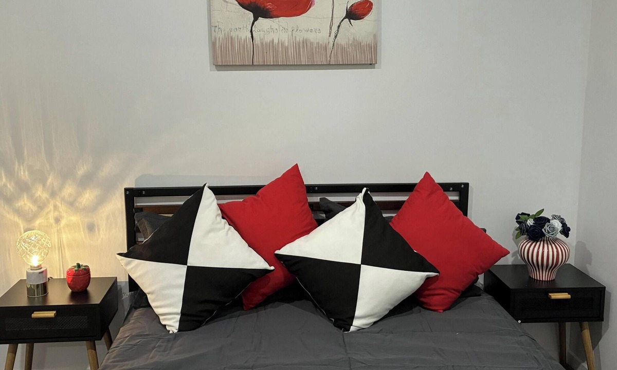 Deer Park Apartment | Newly built Studio type room with kitchen