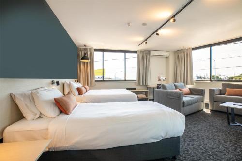 Annerley Hotel | Nightcap at Chardons Corner Hotel