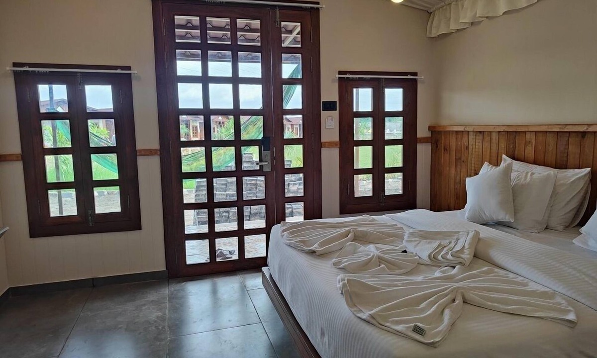 Rajpipla Hotel | Nirvana Resort and Restaurant