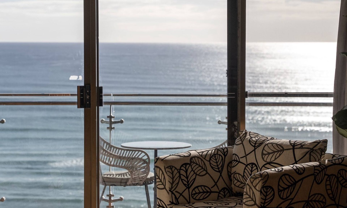Palm Beach Apartment | Ocean Front Escape on Palm Beach