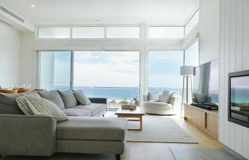 Surf Beach House | Oceanview Escape - Luxe Coastal Retreat with Hot Tub