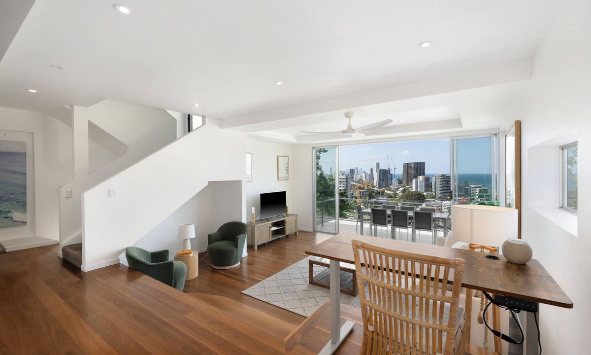 Burleigh Heads Villa | Oceanviews Villa - Pet-friendly, 3-Storey Home with Panoramic Ocean Views!