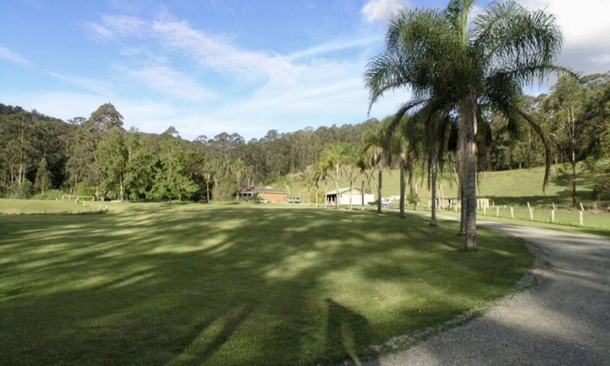 Boolambayte House | OCT Forest lodge ECO retreat homestead 20 people