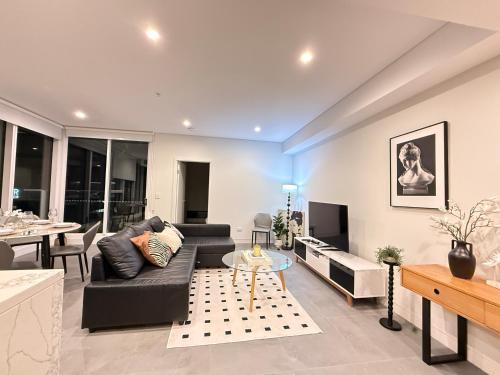 Lidcombe Apartment | Olympic park 2Bed2Bath Apt with Pool - Free Gym and Car Park