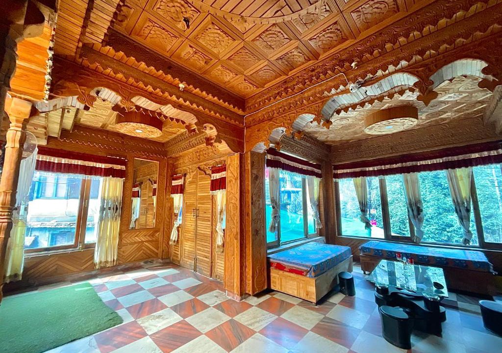 Kasol Hostel | One Light Kasol