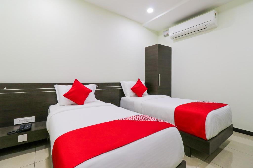 Rajahmundry Hotel | OYO 30260 Jupudy Residency