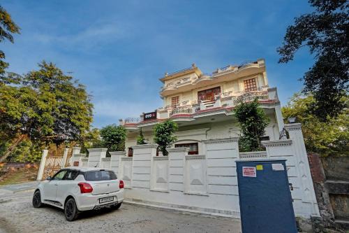 Greater Noida Hotel | OYO Flagship Hotel Royal Green Residency