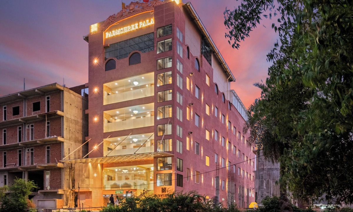 Faizabad Hotel | PADMSHREE PALACE