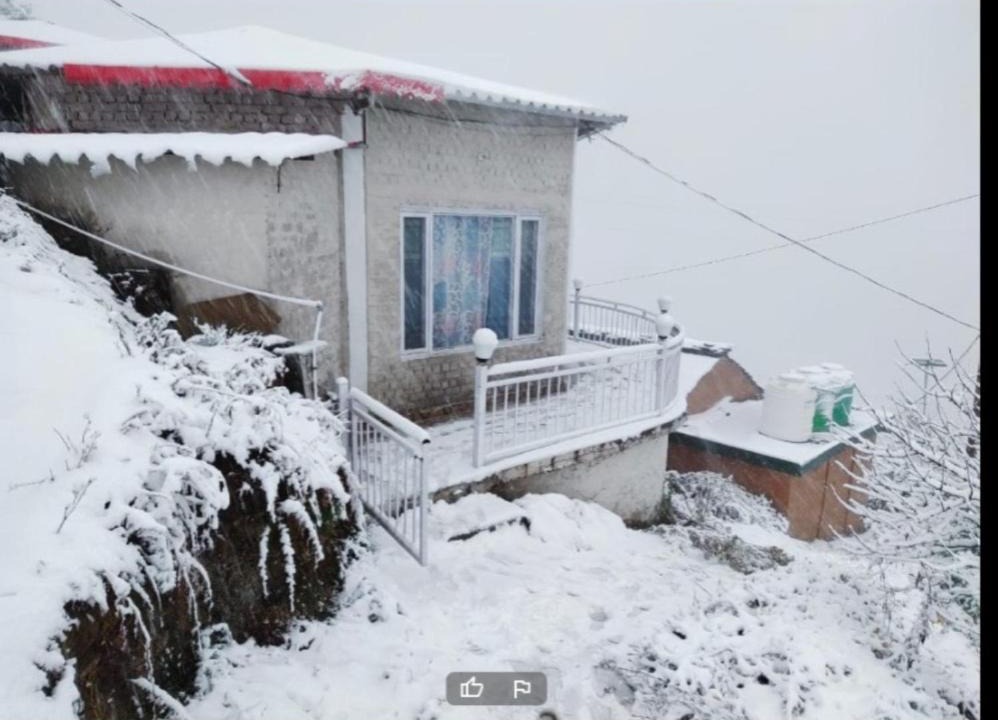 Arogi House | Pahadi Ghar "Himalayan HomeStay", Chamba