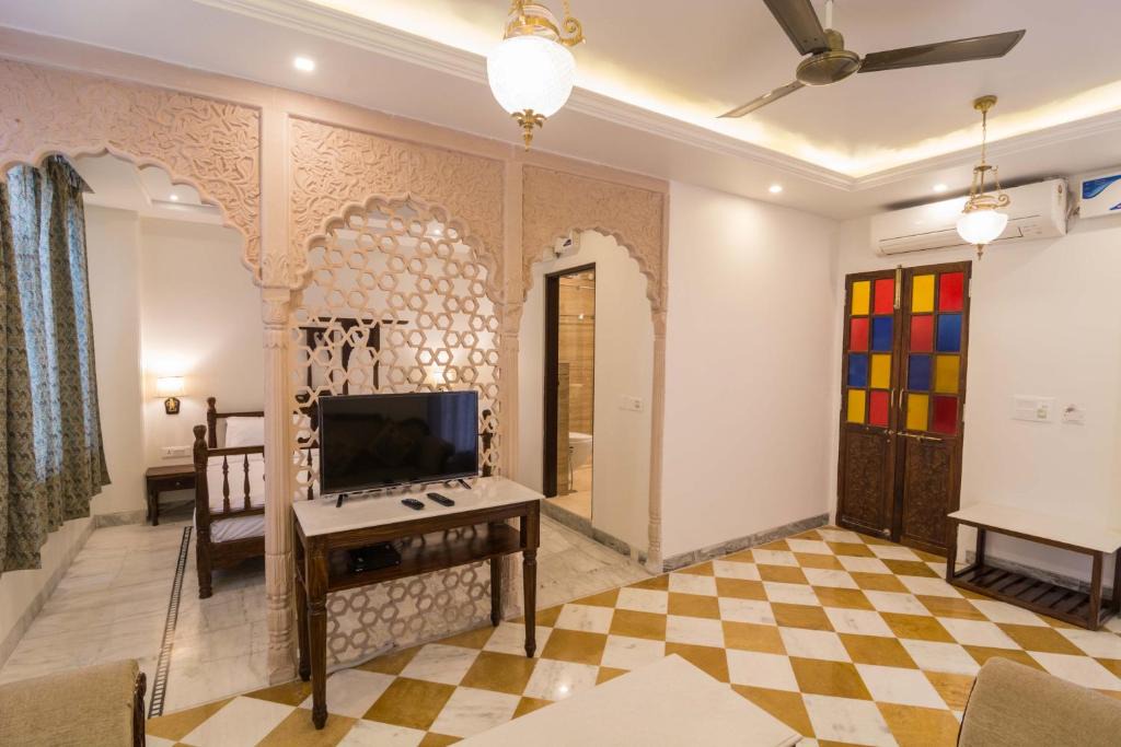 Pink City Hotel | Pandya Niwas