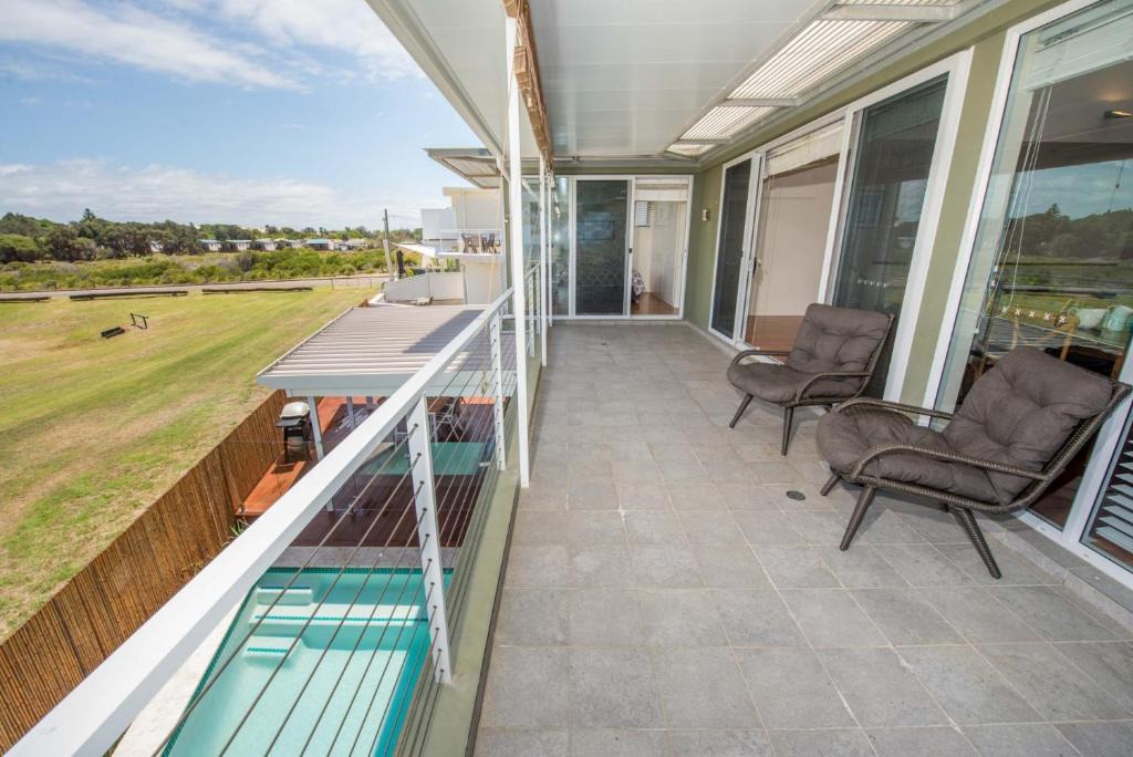 Anna Bay House | Paradise on Ocean Ave, 57A Ocean Avenue