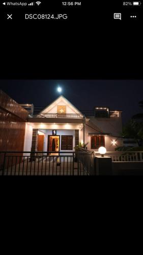 Anakkara House | pathayil villa