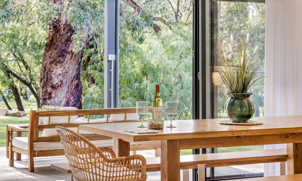 Quindalup House | Peppermint Retreat - perfect rural getaway