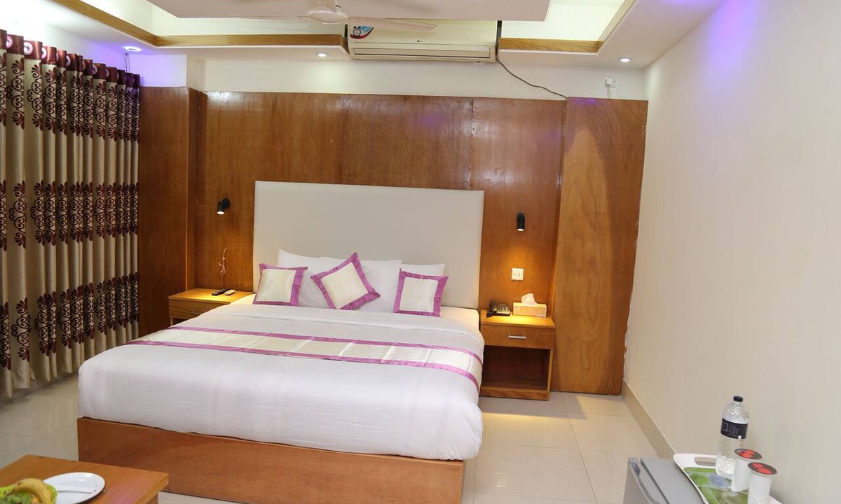 Uttara Hotel | Platinum Hotel Ltd