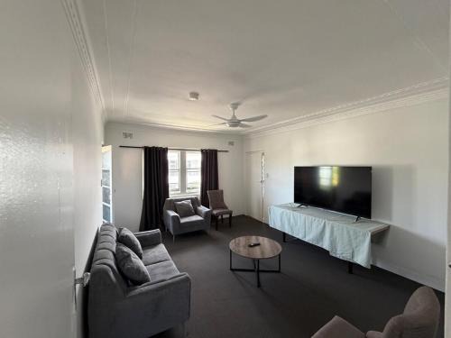 Parramatta Apartment | Plug & Play - Nth Parramatta