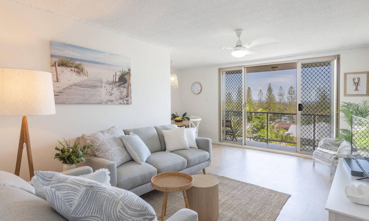 Yamba Apartment | Poppy's Place - Oceanstays