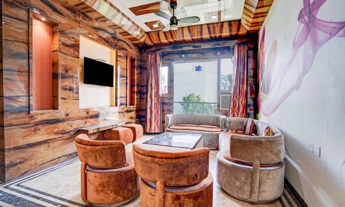 Kanpur House | Premium Palette Swaroop Nagar Shanti